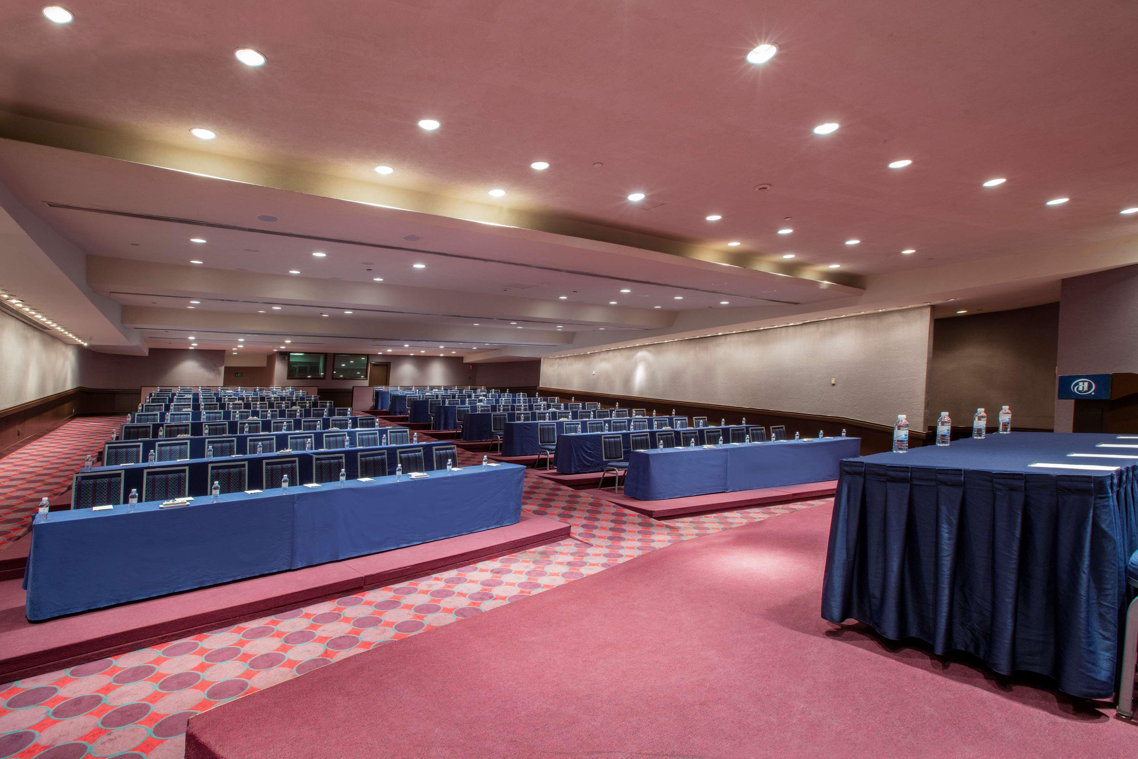 فندق هيلتون جوادالاجارا غوادالاجارا المظهر الخارجي الصورة The European Parliament's conference room