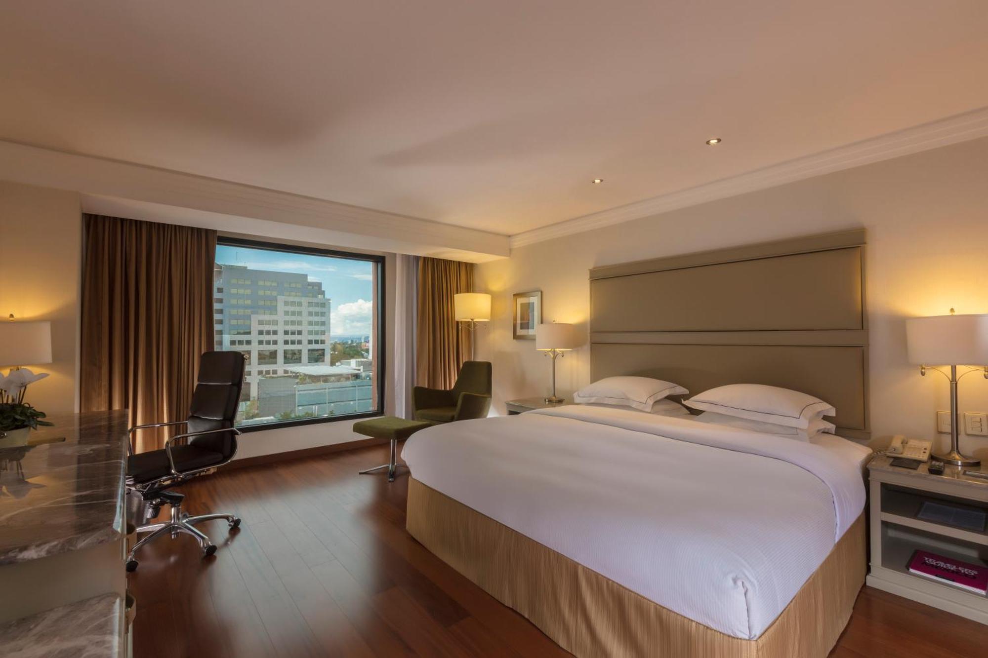 فندق هيلتون جوادالاجارا غوادالاجارا المظهر الخارجي الصورة Deluxe Room