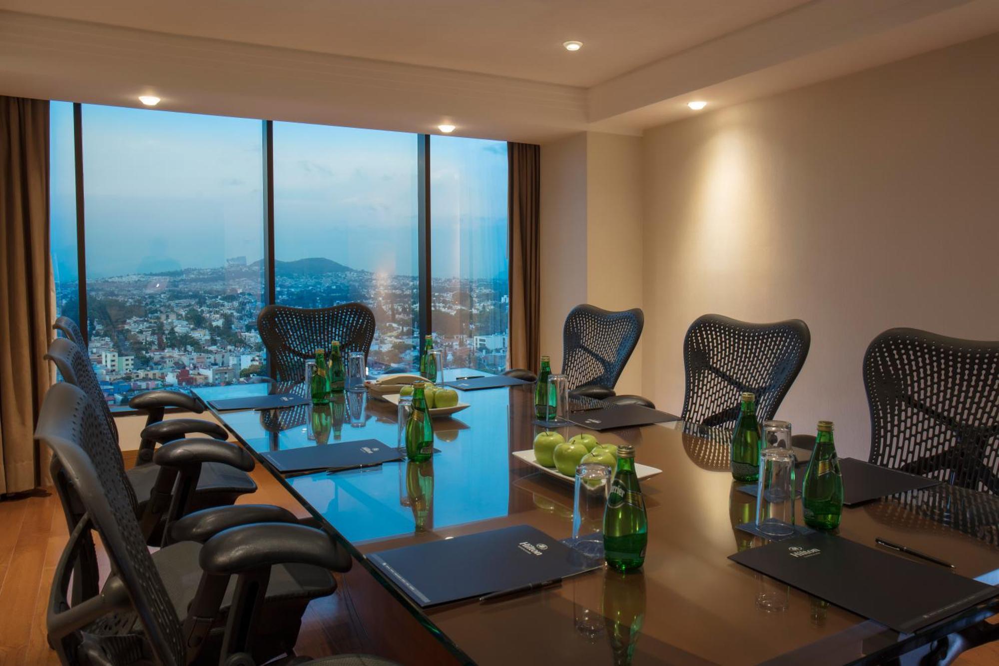 فندق هيلتون جوادالاجارا غوادالاجارا المظهر الخارجي الصورة Meeting room